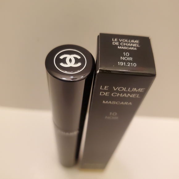 Chanel LE VOLUME DE CHANEL Mascara 10 NOIR. BNIB - Picture 3 of 5